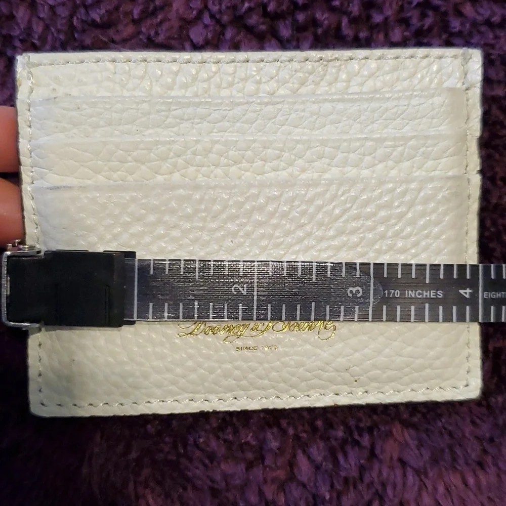 💥 SOLD 🚫  Dooney & Bourke card wallet, cream colored- - Picture 6 of 8